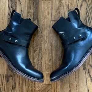 Rag and Bone black leather moto side zip ankle boots size 38.5/8.5